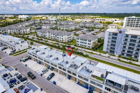 Купить таунхаус в Хомстед, Флорида 4 спальни, 133.22м2, № 2436567 - фото 4