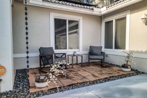 House in Miramar, Florida 3 bedrooms, 144.18 sq.m. № 2247791 - photo 3