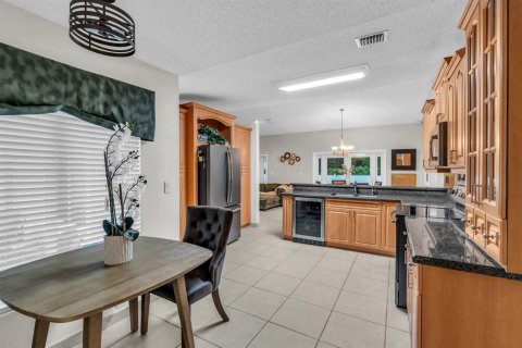 House in Miramar, Florida 3 bedrooms, 144.18 sq.m. № 2247791 - photo 15