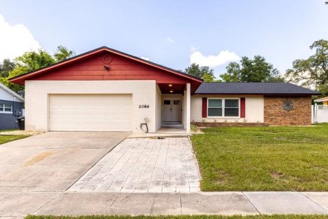House in Orlando, Florida 5 bedrooms, 265.7 sq.m. № 2315238