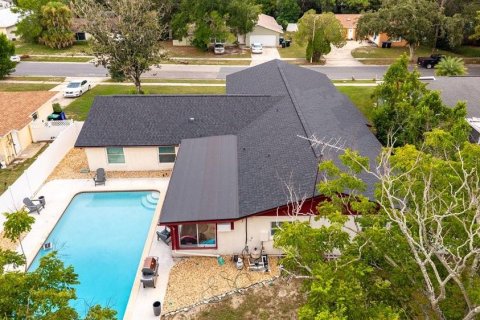 House in Orlando, Florida 5 bedrooms, 265.7 sq.m. № 2315238 - photo 23