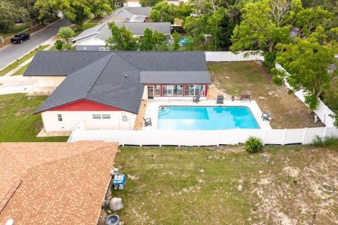 House in Orlando, Florida 5 bedrooms, 265.7 sq.m. № 2315238 - photo 21