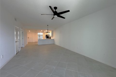 Copropriété à louer à Punta Gorda, Floride: 2 chambres, 145.76 m2 № 2104804 - photo 6