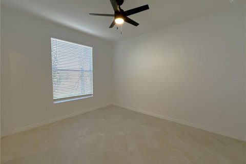 Copropriété à louer à Punta Gorda, Floride: 2 chambres, 145.76 m2 № 2104804 - photo 11