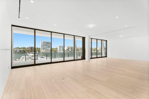 Copropriété à vendre à Miami, Floride: 4 chambres № 2090059 - photo 18