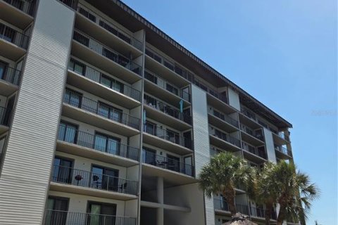 Condo in Clearwater, Florida, 2 bedrooms  № 2206488 - photo 3