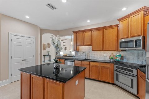 Casa en venta en Wesley Chapel, Florida, 3 dormitorios, 182.74 m2 № 1916213 - foto 9