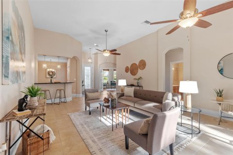Casa en venta en Wesley Chapel, Florida, 3 dormitorios, 182.74 m2 № 1916213 - foto 25