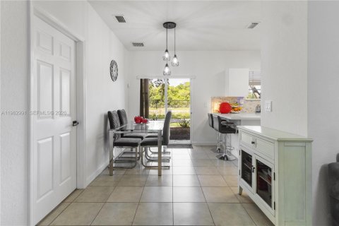 Купить кондоминиум в Хомстед, Флорида 3 спальни, 113.43м2, № 2024255 - фото 8