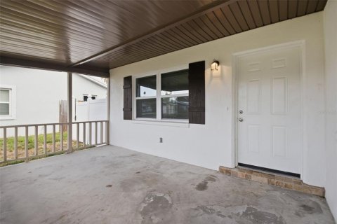 Casa en venta en Saint Petersburg, Florida, 3 dormitorios, 123.56 m2 № 2230456 - foto 7