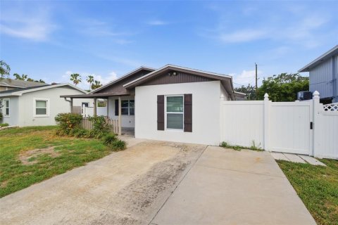 Casa en venta en Saint Petersburg, Florida, 3 dormitorios, 123.56 m2 № 2230456 - foto 6