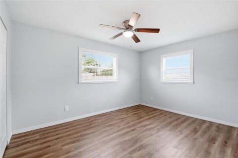Casa en venta en Saint Petersburg, Florida, 3 dormitorios, 123.56 m2 № 2230456 - foto 23