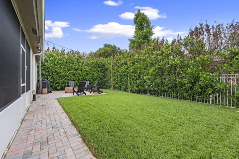 Villa ou maison à vendre à Port St. Lucie, Floride: 3 chambres, 143.72 m2 № 2087445 - photo 27