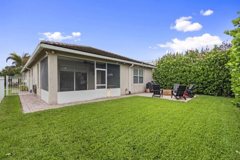Villa ou maison à vendre à Port St. Lucie, Floride: 3 chambres, 143.72 m2 № 2087445 - photo 26