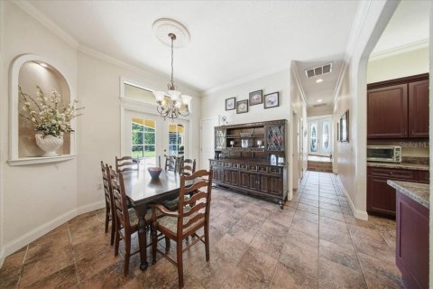 House in Polk City, Florida 4 bedrooms, 411.19 sq.m. № 2430793 - photo 18