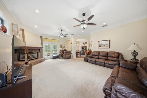 House in Polk City, Florida 4 bedrooms, 411.19 sq.m. № 2430793 - photo 21