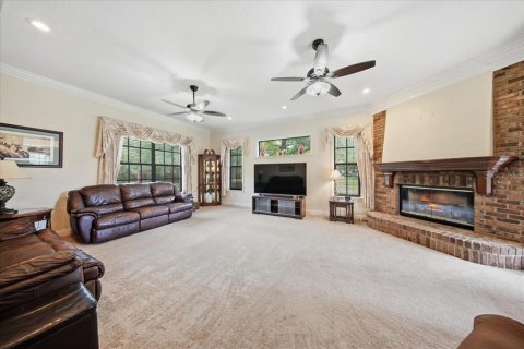 House in Polk City, Florida 4 bedrooms, 411.19 sq.m. № 2430793 - photo 19