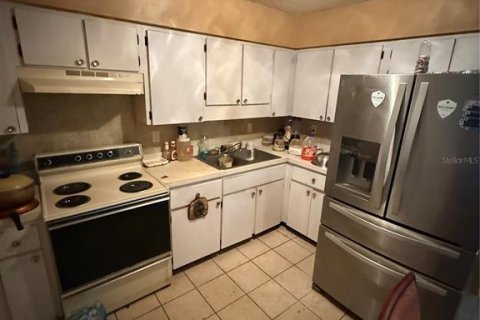 House in Eustis, Florida 3 bedrooms, 92.9 sq.m. № 1905170 - photo 5