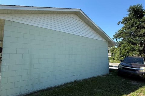 House in Eustis, Florida 3 bedrooms, 92.9 sq.m. № 1905170 - photo 19