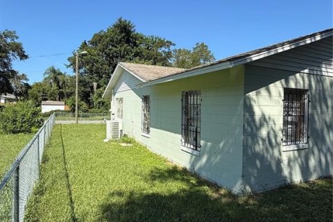 House in Eustis, Florida 3 bedrooms, 92.9 sq.m. № 1905170 - photo 21