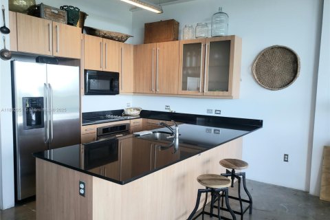 Condo in Miami, Florida  № 1944160 - photo 9