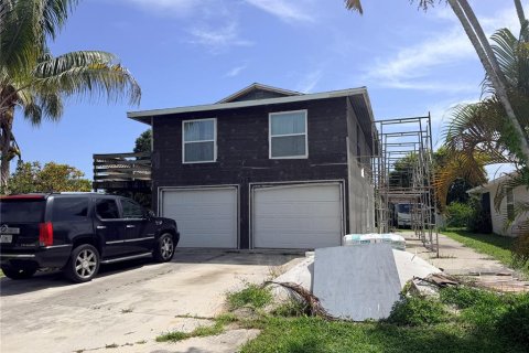 Casa en Naples, Florida 2 dormitorios, 80.27 m2 № 2197641