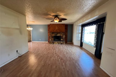 Casa en venta en Cape Coral, Florida, 3 dormitorios, 159.61 m2 № 1733297 - foto 2