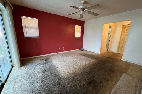 Casa en venta en Cape Coral, Florida, 3 dormitorios, 159.61 m2 № 1733297 - foto 8