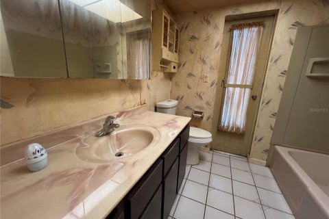 Casa en venta en Cape Coral, Florida, 3 dormitorios, 159.61 m2 № 1733297 - foto 11