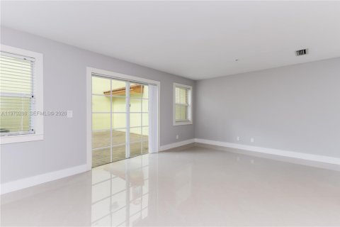 Touwnhouse à louer à Fort Lauderdale, Floride: 3 chambres, 217.95 m2 № 2036515 - photo 4