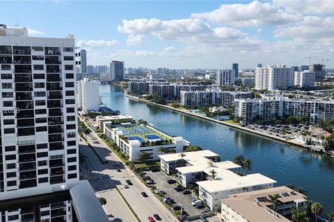 Condo in Hollywood, Florida, 2 bedrooms  № 2025214