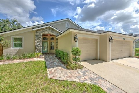 House in Valrico, Florida 4 bedrooms, 204.85 sq.m. № 1874069 - photo 1