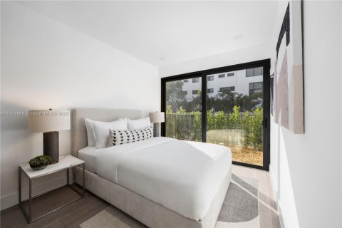Condo in Key Biscayne, Florida, 3 bedrooms  № 1579902 - photo 13