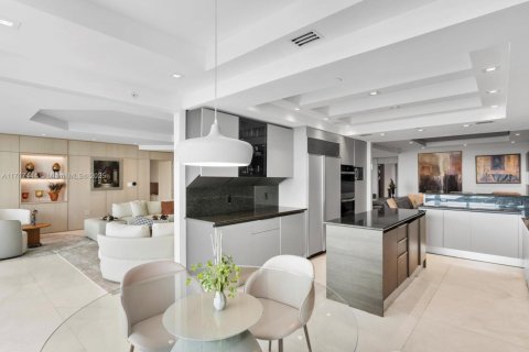Condo in Aventura, Florida, 3 bedrooms  № 1471549 - photo 17