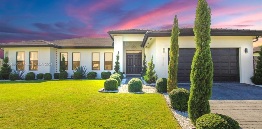 Casa en Miami, Florida 5 dormitorios, 241.82 m2 № 1859609