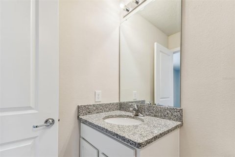 House in Zephyrhills, Florida 4 bedrooms, 268.86 sq.m. № 1886454 - photo 18
