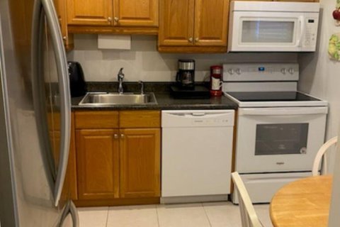 Condominio en venta en Margate, Florida, 2 dormitorios, 86.4 m2 № 2189888 - foto 4