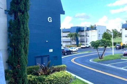 Condominio en venta en Margate, Florida, 2 dormitorios, 86.4 m2 № 2189888 - foto 2
