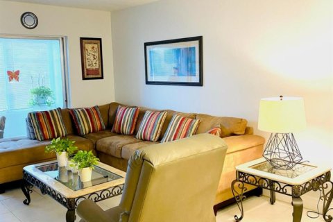 Condominio en venta en Margate, Florida, 2 dormitorios, 86.4 m2 № 2189888 - foto 11
