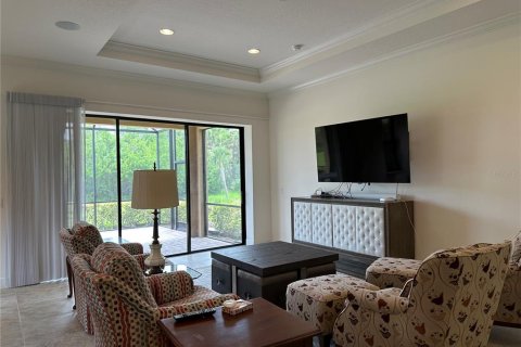 Villa ou maison à vendre à Sarasota, Floride: 2 chambres, 198.07 m2 № 1909324 - photo 8