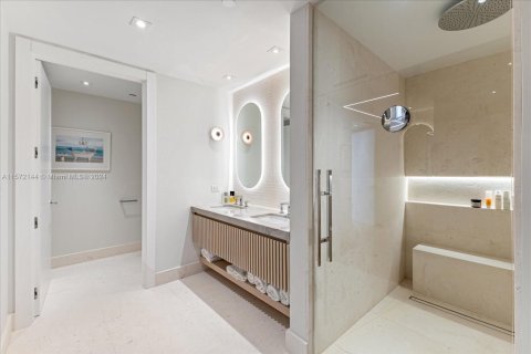 Снять в аренду кондоминиум в Майами-Бич, Флорида 3 спальни, 213.68м2, № 1958763 - фото 23