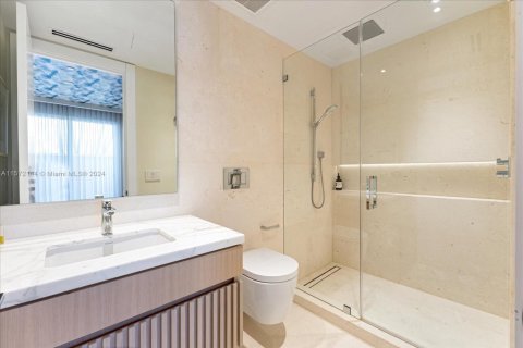 Снять в аренду кондоминиум в Майами-Бич, Флорида 3 спальни, 213.68м2, № 1958763 - фото 26