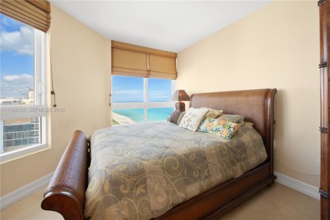 Condo in Miami Beach, Florida, 3 bedrooms № 2026281 - photo 10
