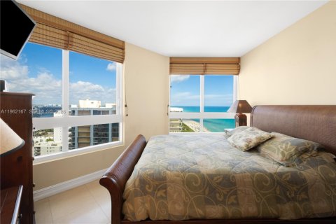 Condo in Miami Beach, Florida, 3 bedrooms № 2026281 - photo 11