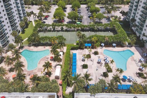 Copropriété à vendre à Sunny Isles Beach, Floride: 2 chambres, 139.82 m2 № 2264824 - photo 27