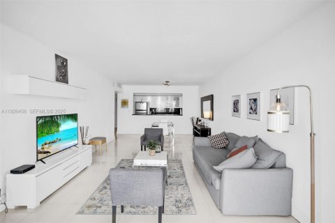 Copropriété à vendre à Sunny Isles Beach, Floride: 2 chambres, 139.82 m2 № 2264824 - photo 9