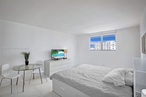 Copropriété à vendre à Sunny Isles Beach, Floride: 2 chambres, 139.82 m2 № 2264824 - photo 14