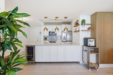 Снять в аренду кондоминиум в Майами, Флорида 2 спальни, 104.05м2, № 1954585 - фото 17