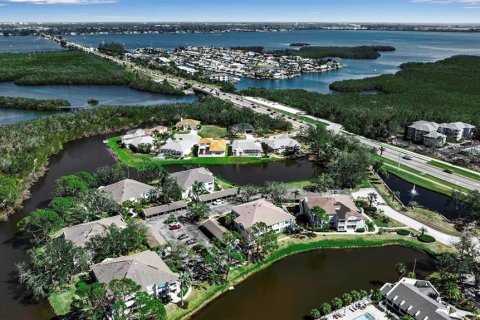 Condominio en venta en Bradenton, Florida, 2 dormitorios, 111.76 m2 № 1509327 - foto 6
