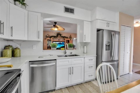 Condominio en venta en Bradenton, Florida, 2 dormitorios, 111.76 m2 № 1509327 - foto 27